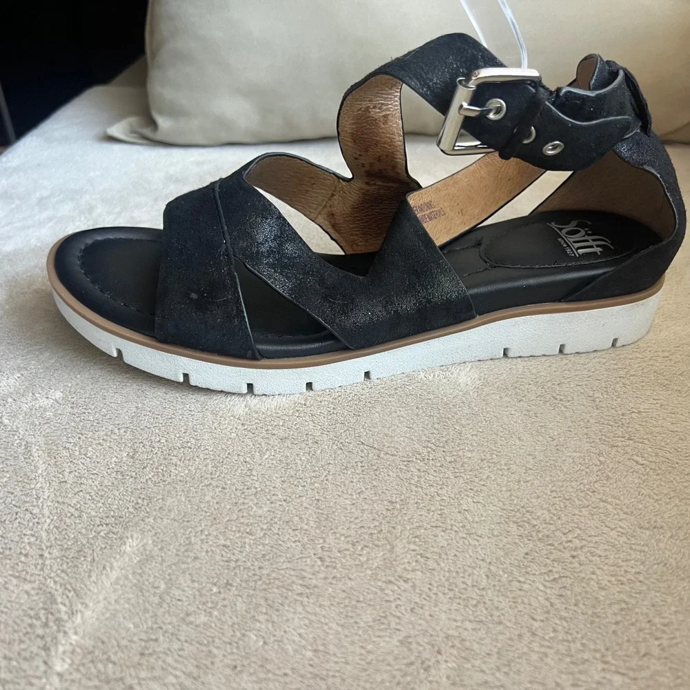 Sofft‎ Women 7.5M Black on Black Metallic Leather Ankle Strap Platform Sandal